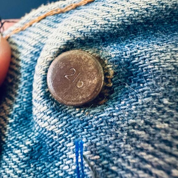 1970s Orange Tab R No Coin Pocket Levi's Jeans with Care Label Made in Canada - Picture 11 of 13